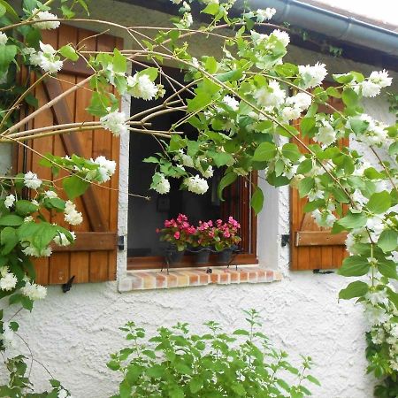 Aux Marguerites Villa Sainte-Genevieve-les-Gasny Eksteriør bilde
