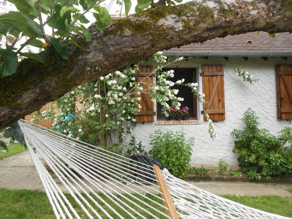 Aux Marguerites Villa Sainte-Genevieve-les-Gasny Rom bilde